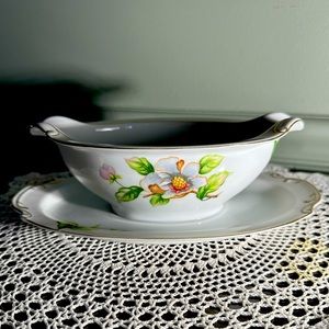 Vintage Roselyn china gravy bowl